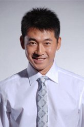 烈火红岩陈亦然