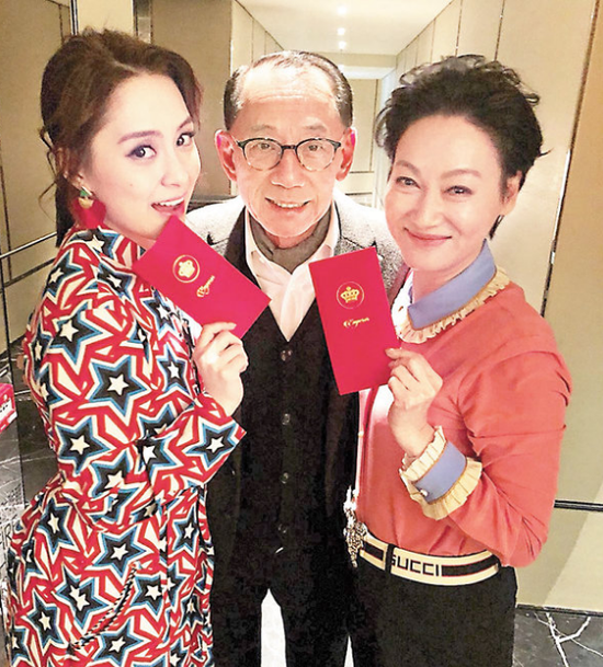 钟欣潼赞另一半帅过王阳明 婚礼全交未婚夫办