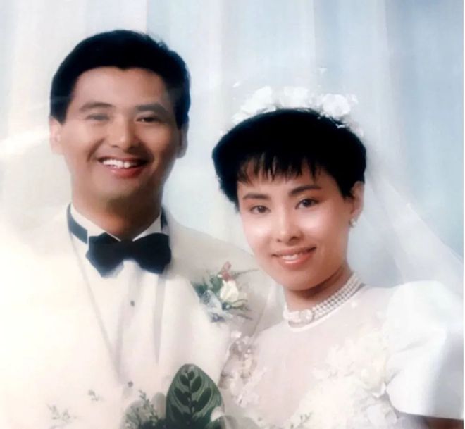周润发夫妇恩爱日常曝光 吵架都是发哥主动认错
